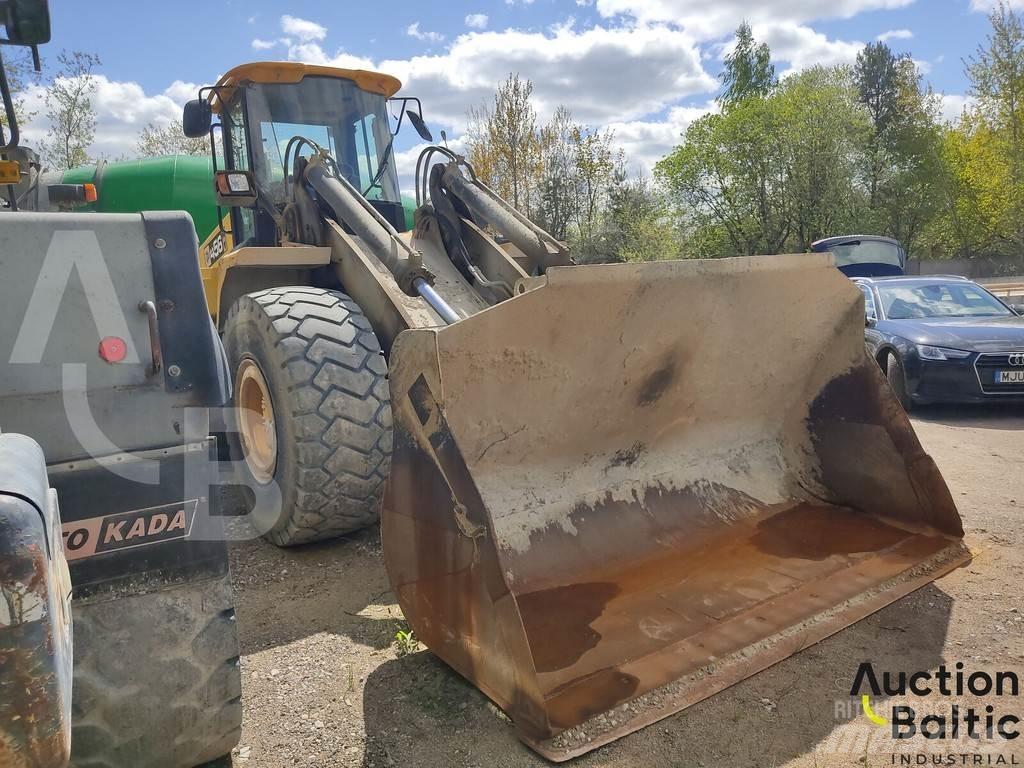 JCB 456 Gumikerekes homlokrakodók