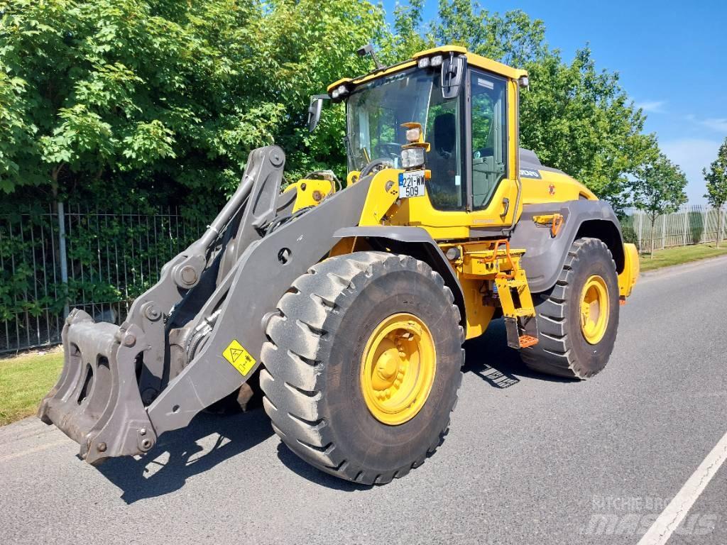 Volvo L120H Gumikerekes homlokrakodók