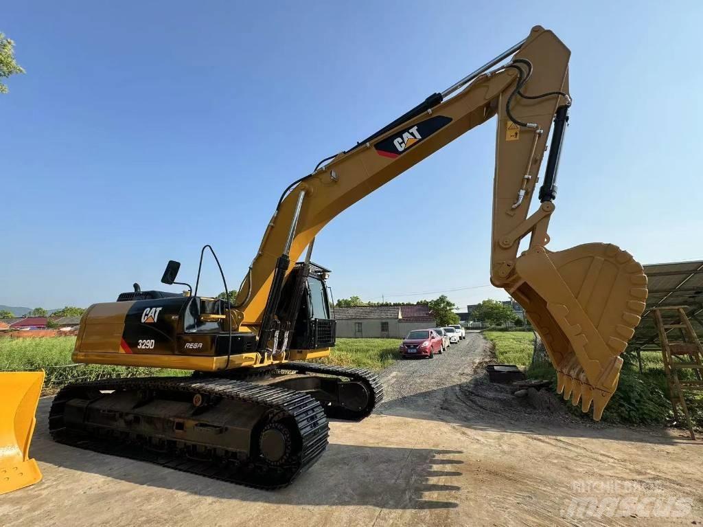 CAT 329D Lánctalpas kotrók