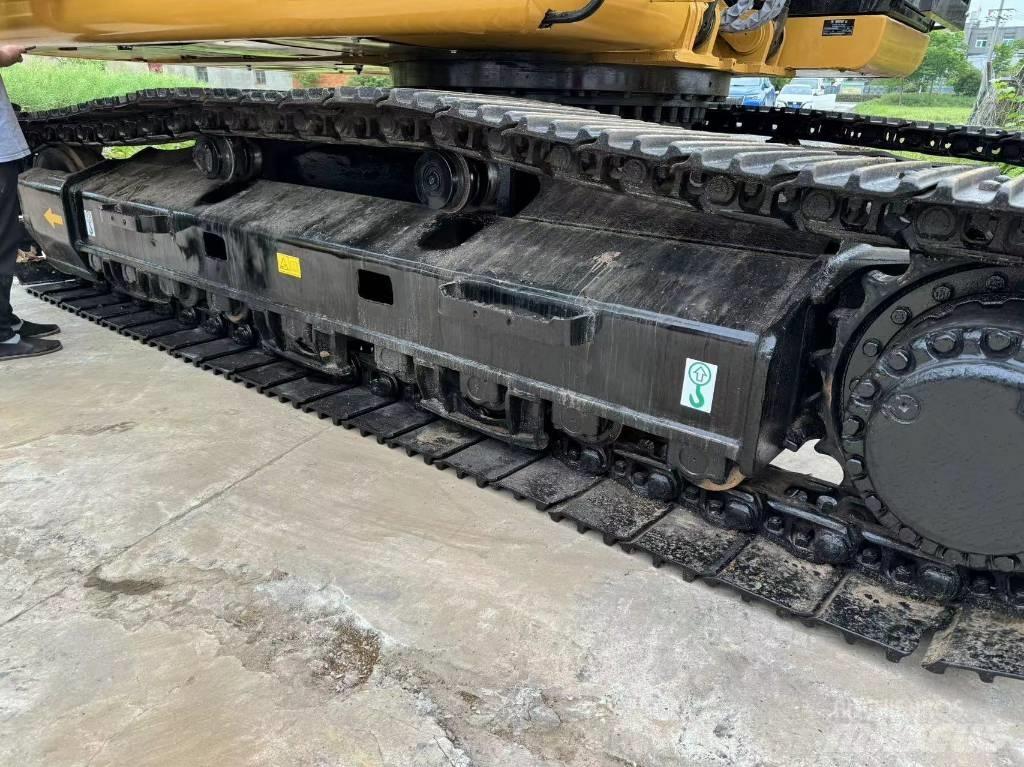 CAT 329D Lánctalpas kotrók