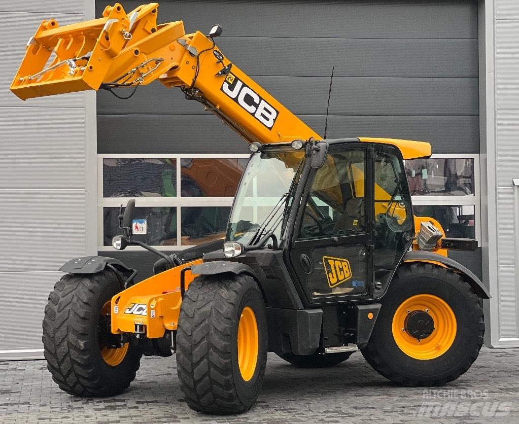 JCB 541-70 Agri Plus Teleszkópos rakodók