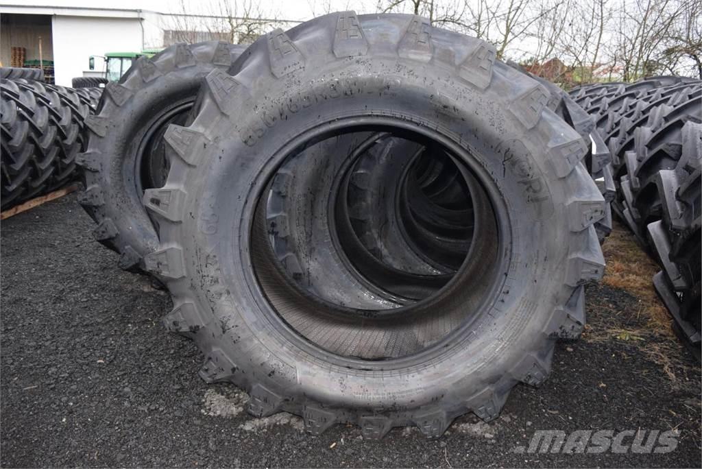  650/65R38 *GRI* Gumiabroncsok, kerekek és felnik