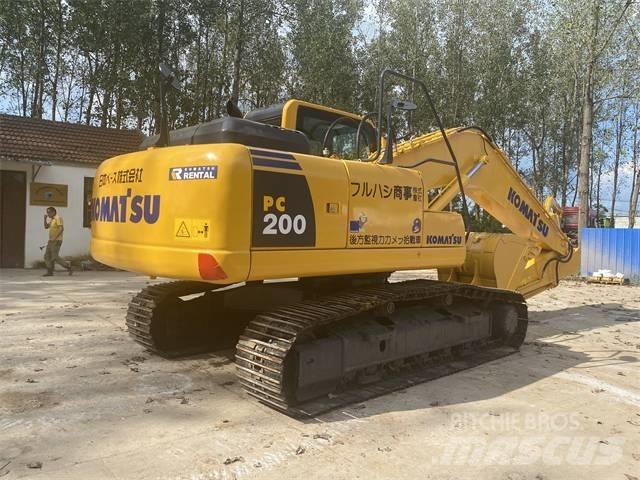 Komatsu PC200-8 Lánctalpas kotrók