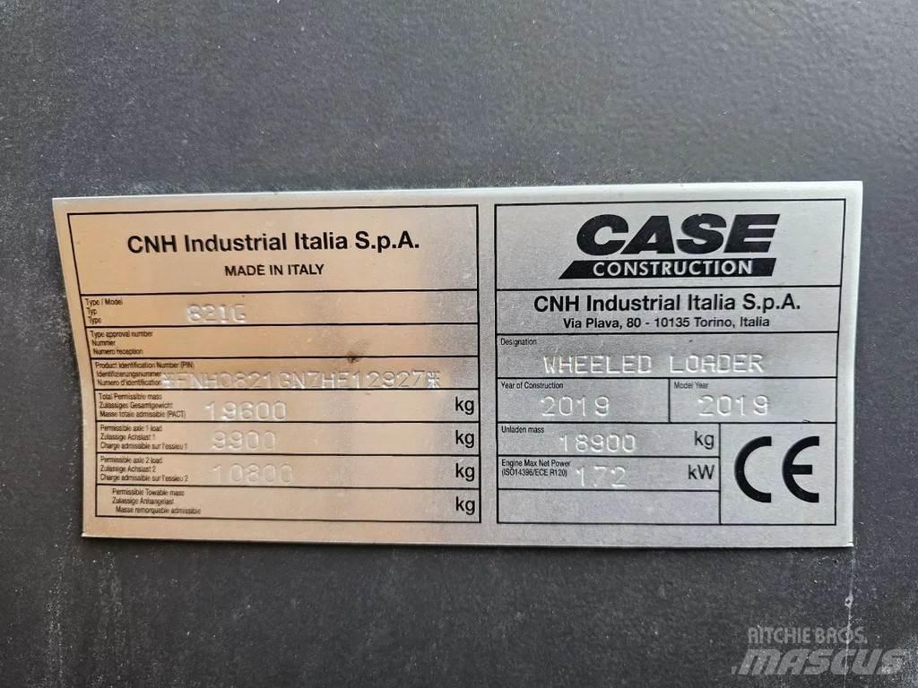CASE 821G Gumikerekes homlokrakodók