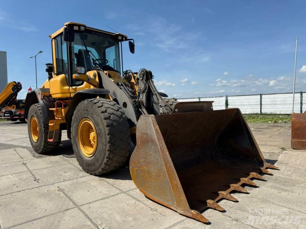 Volvo L60H Gumikerekes homlokrakodók