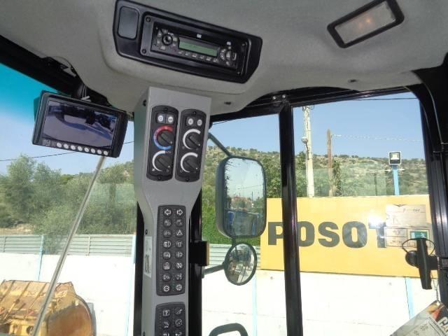 CAT 966K Gumikerekes homlokrakodók