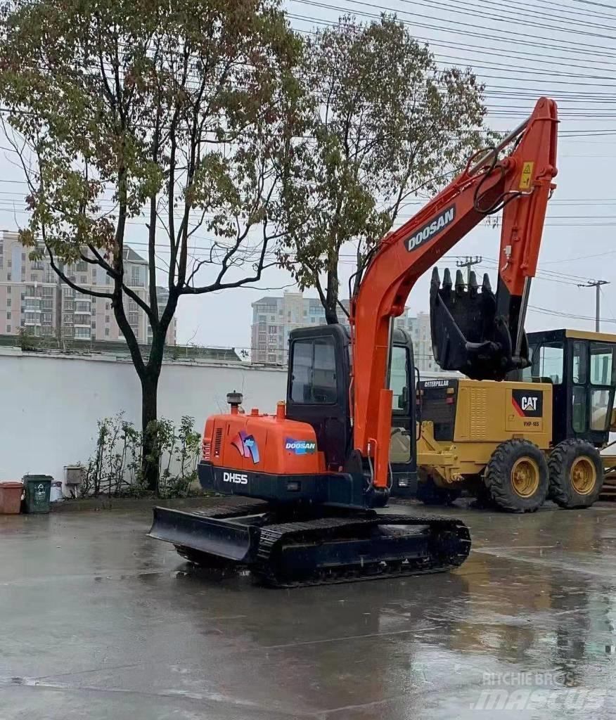 Doosan DH 55 Mini kotrók < 7t