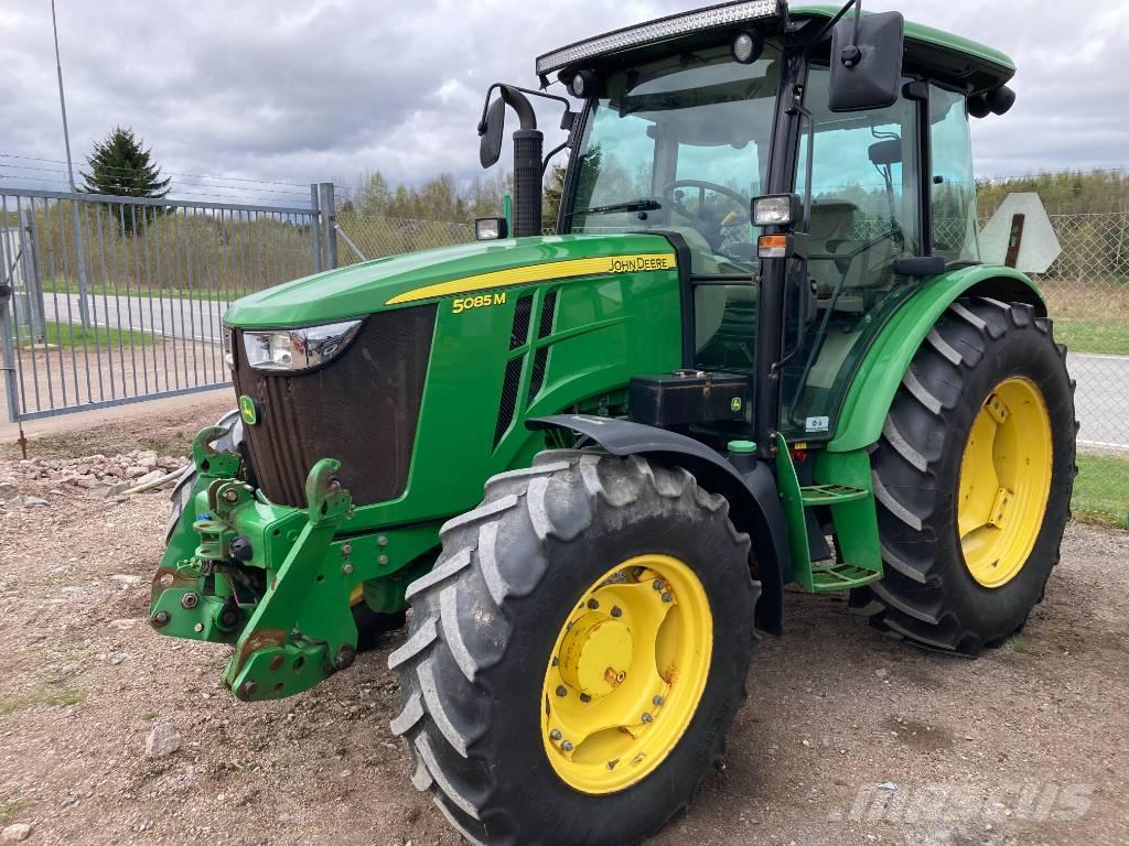 John Deere 5085 M Traktorok