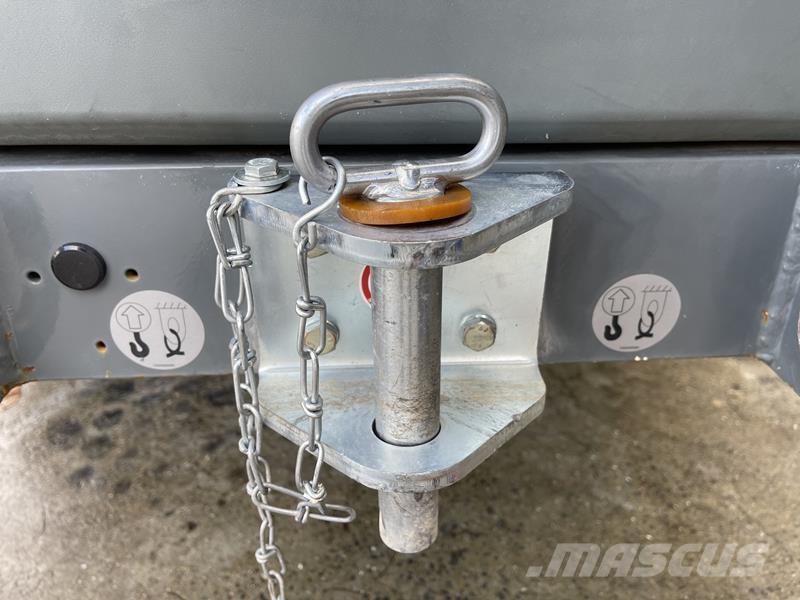 Kramer 5055 E Gumikerekes homlokrakodók