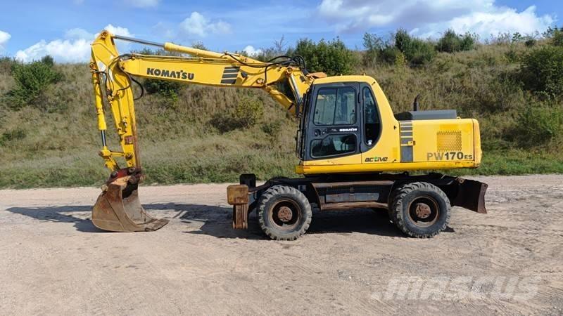 Komatsu PW 170-6 Gumikerekes kotrók