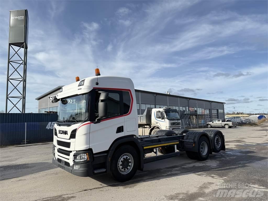 Scania P 360 6X2 Fülkés alváz