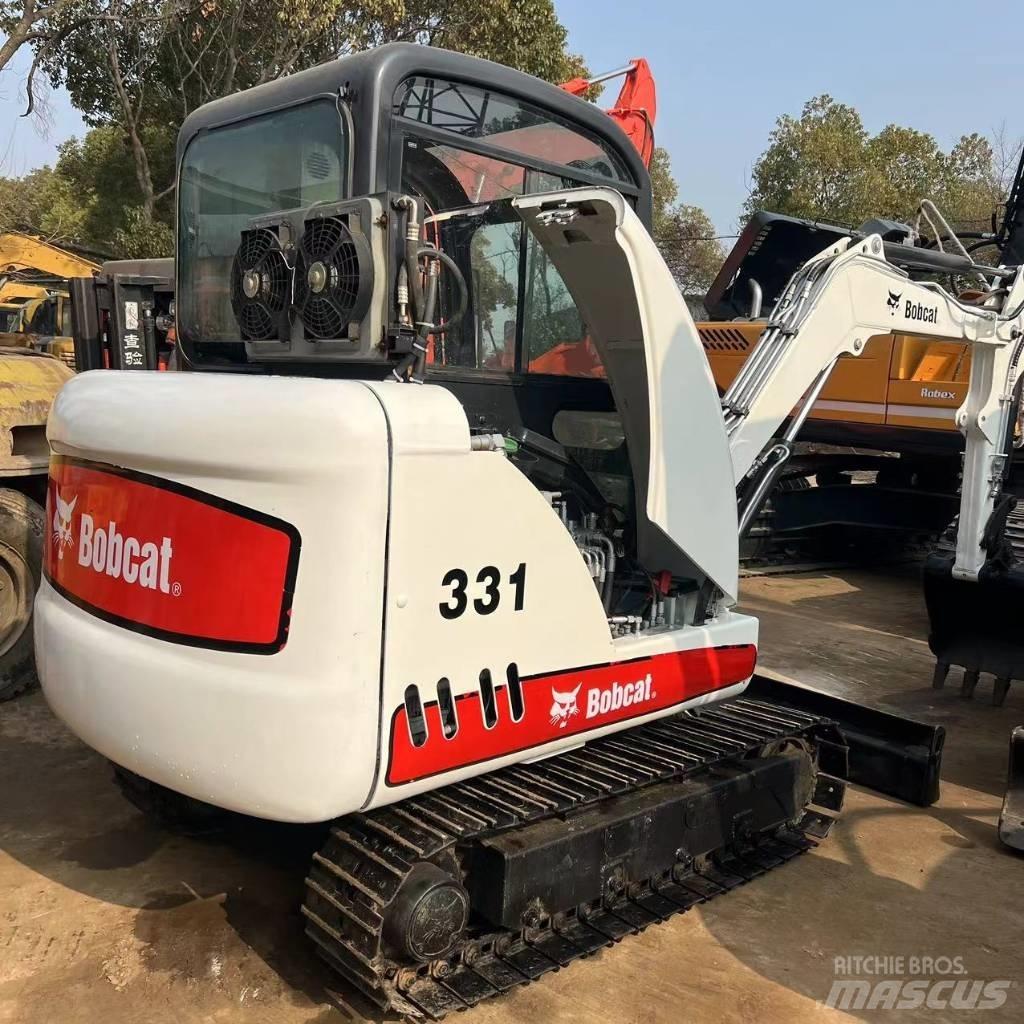 Bobcat 331 Mini kotrók < 7t