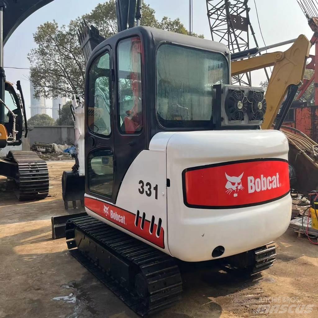 Bobcat 331 Mini kotrók < 7t