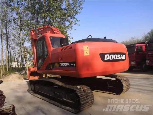 Doosan DH225 Lánctalpas kotrók