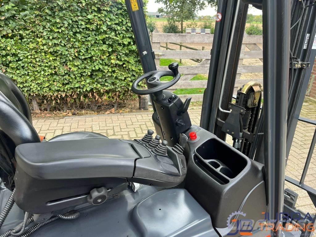 Linde E14-02 Elektromos targoncák