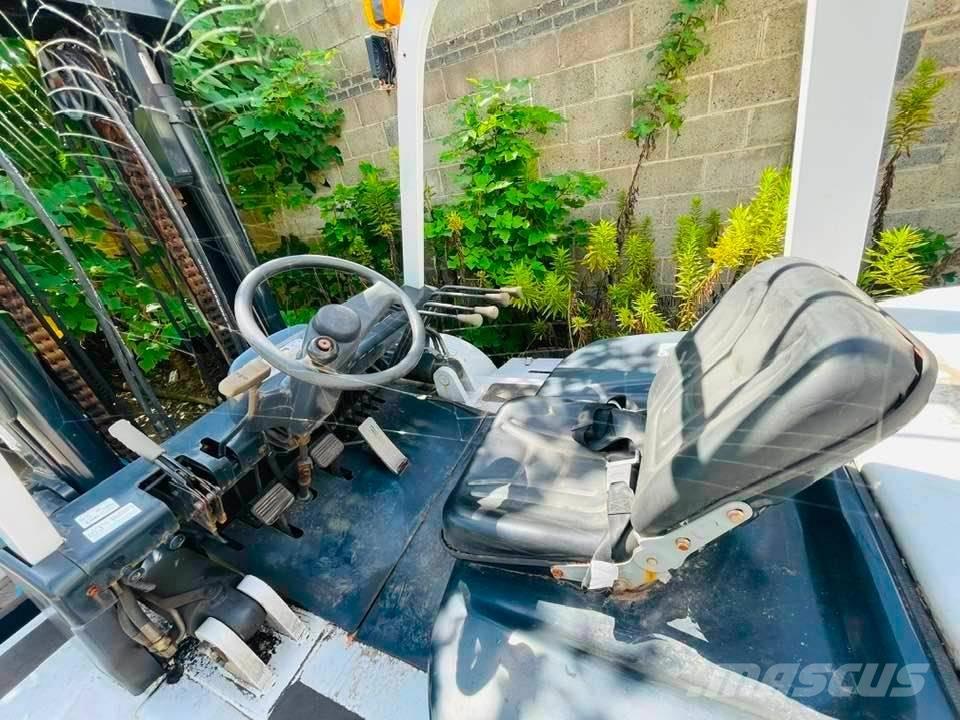 TCM FD100Z8 Dízel targoncák