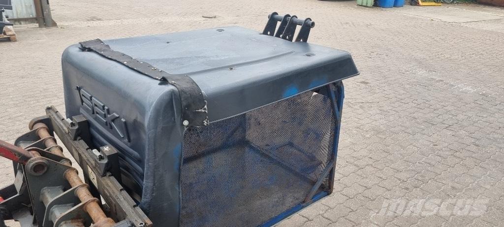 Iseki SXG Ráülős fűnyírók
