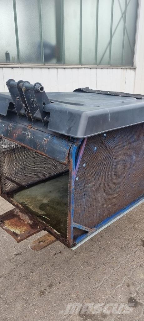 Iseki SXG Ráülős fűnyírók