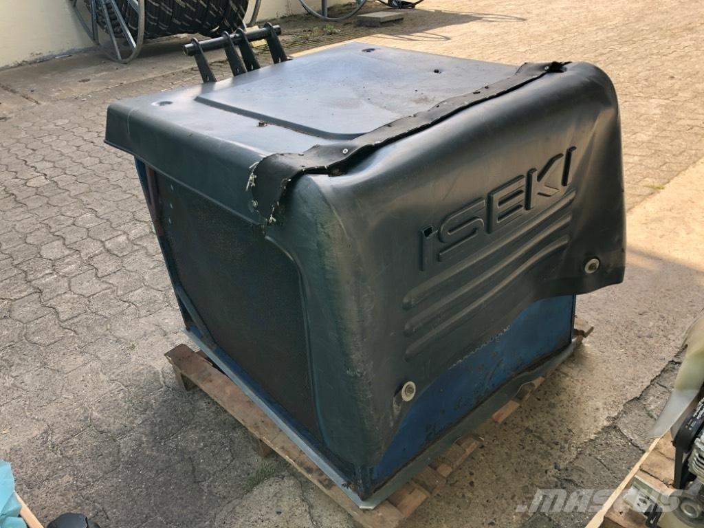 Iseki SXG Ráülős fűnyírók
