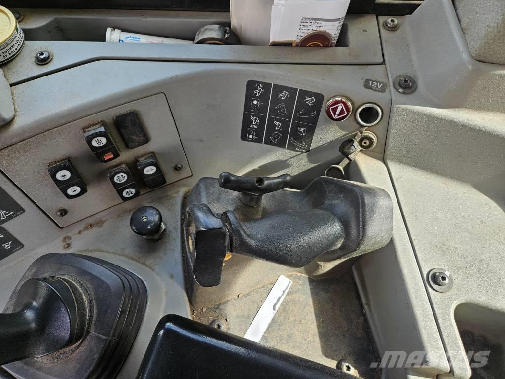 CAT D 8 T lánctalpas dózerek