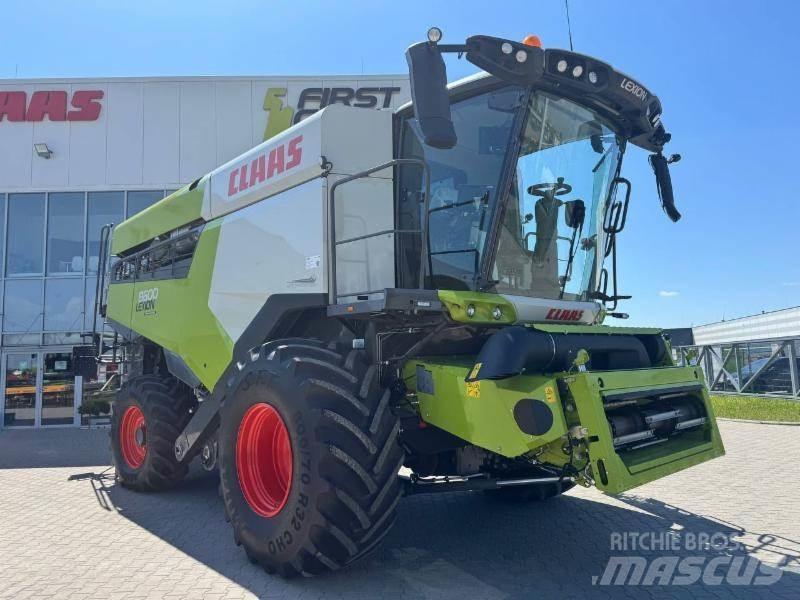 CLAAS LEXION 8600 Kombájnok