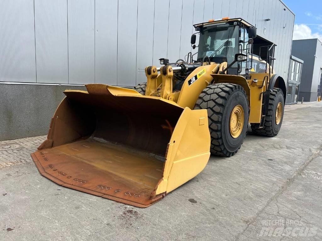 CAT 980 K Gumikerekes homlokrakodók
