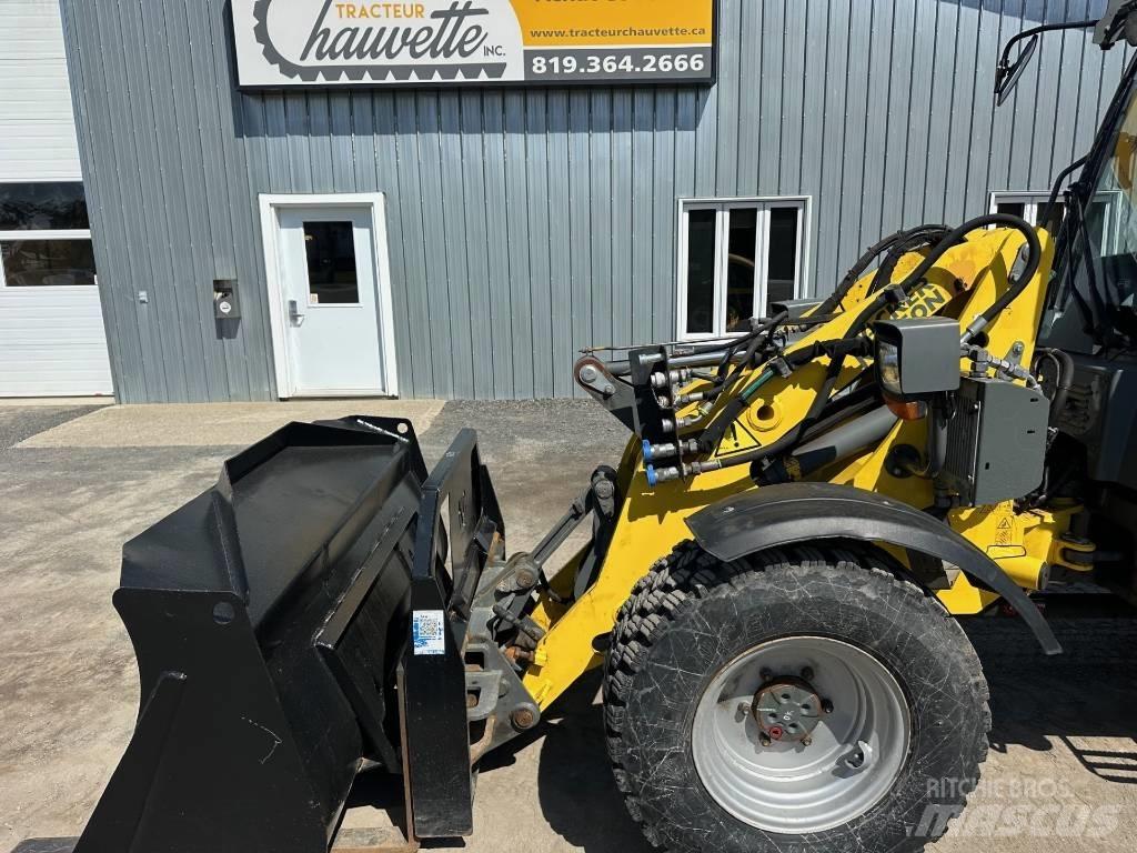Wacker Neuson WL 38 Gumikerekes homlokrakodók