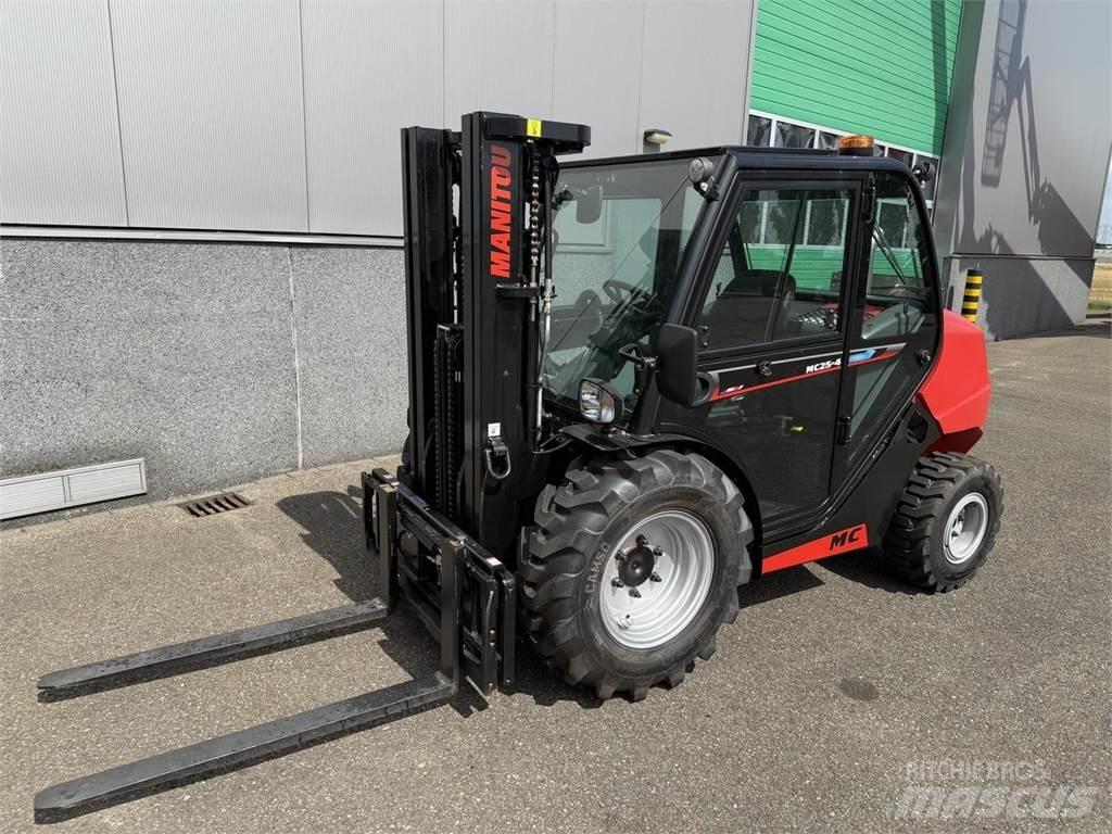 Manitou MC25-4 Tereptargonca