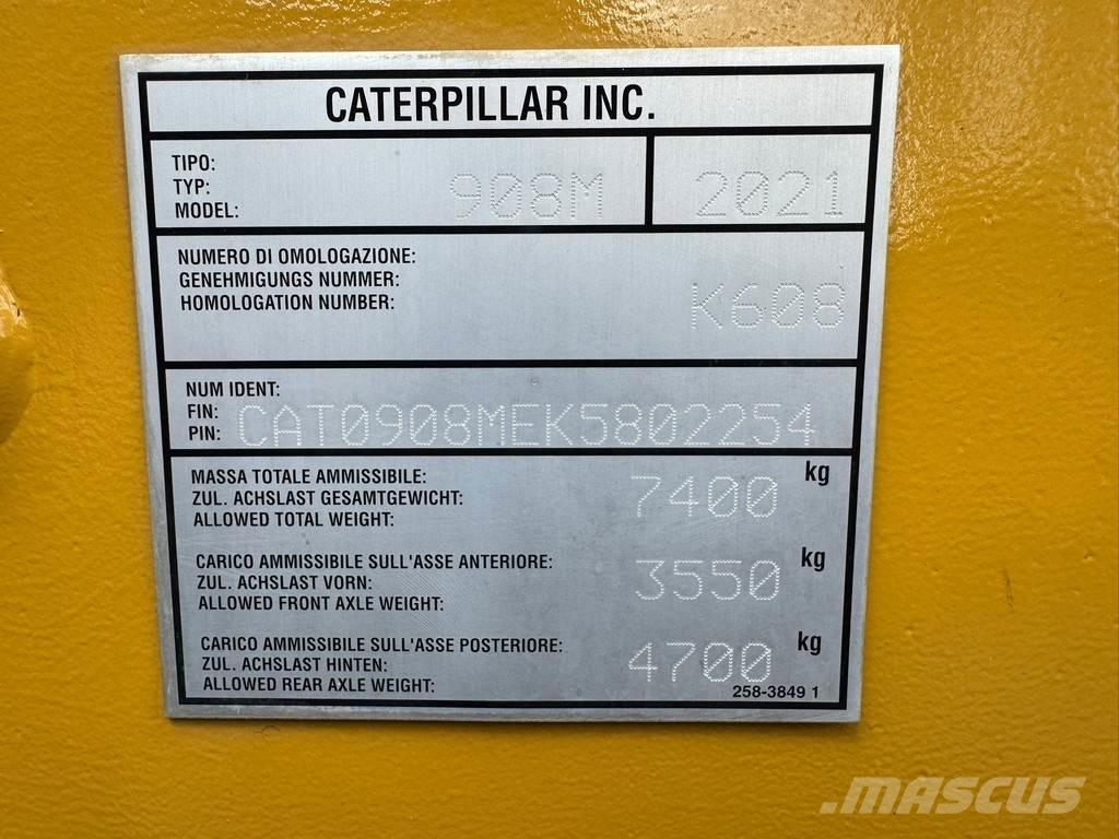 CAT 908M Gumikerekes homlokrakodók