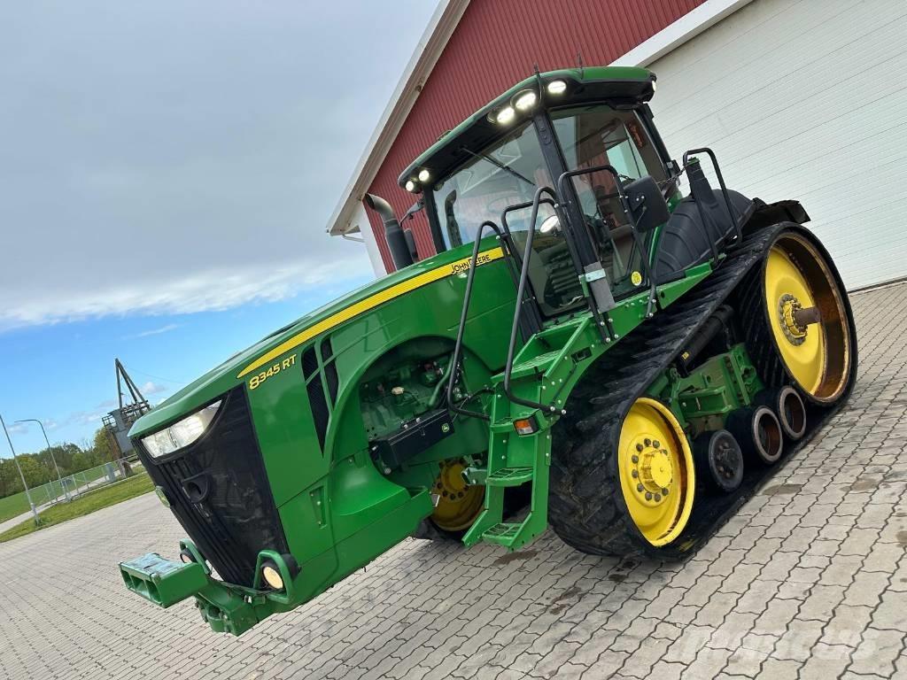 John Deere 8435 RT Traktorok