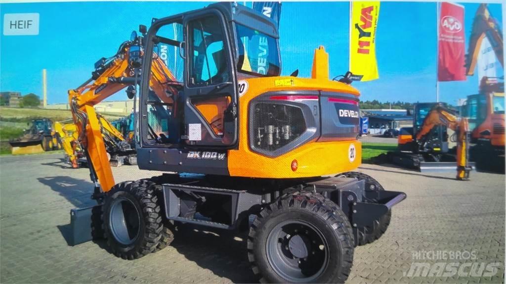 Develon DX100W-7 Gumikerekes kotrók