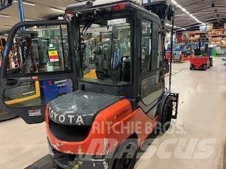 Toyota 02-8 FDJF 35 Dízel targoncák