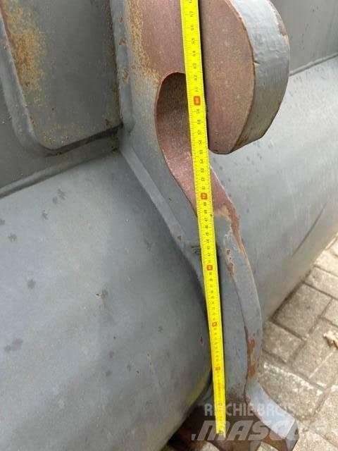 Volvo Shovel bak Kanalak