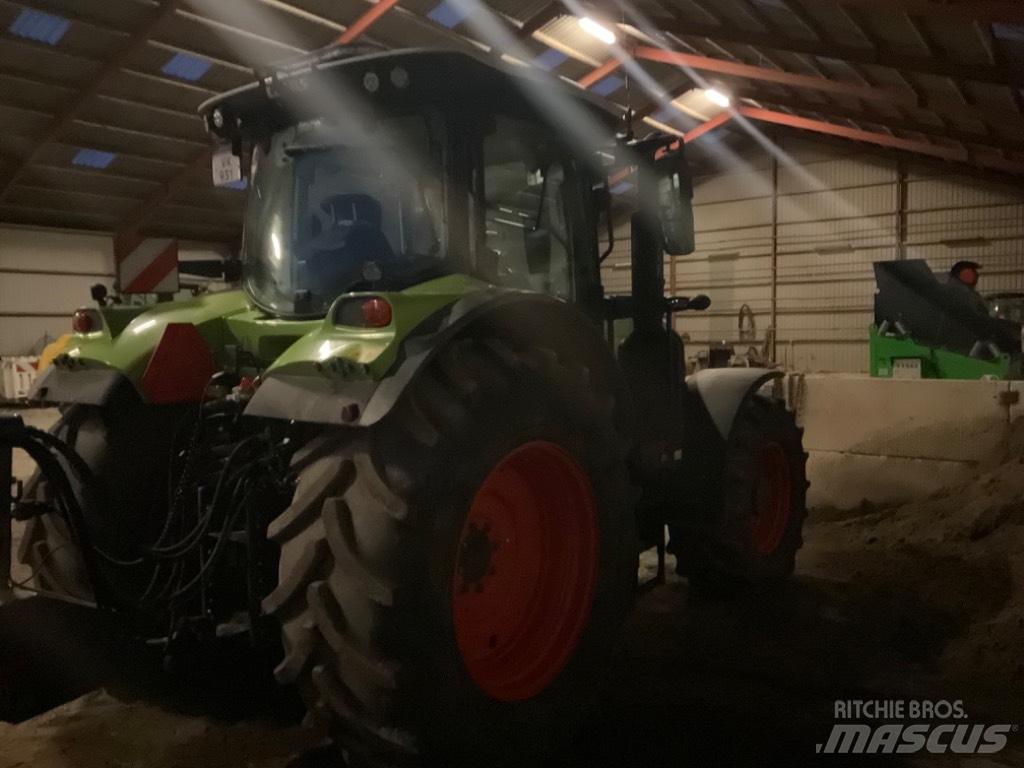 CLAAS ARION 650 cis + Traktorok