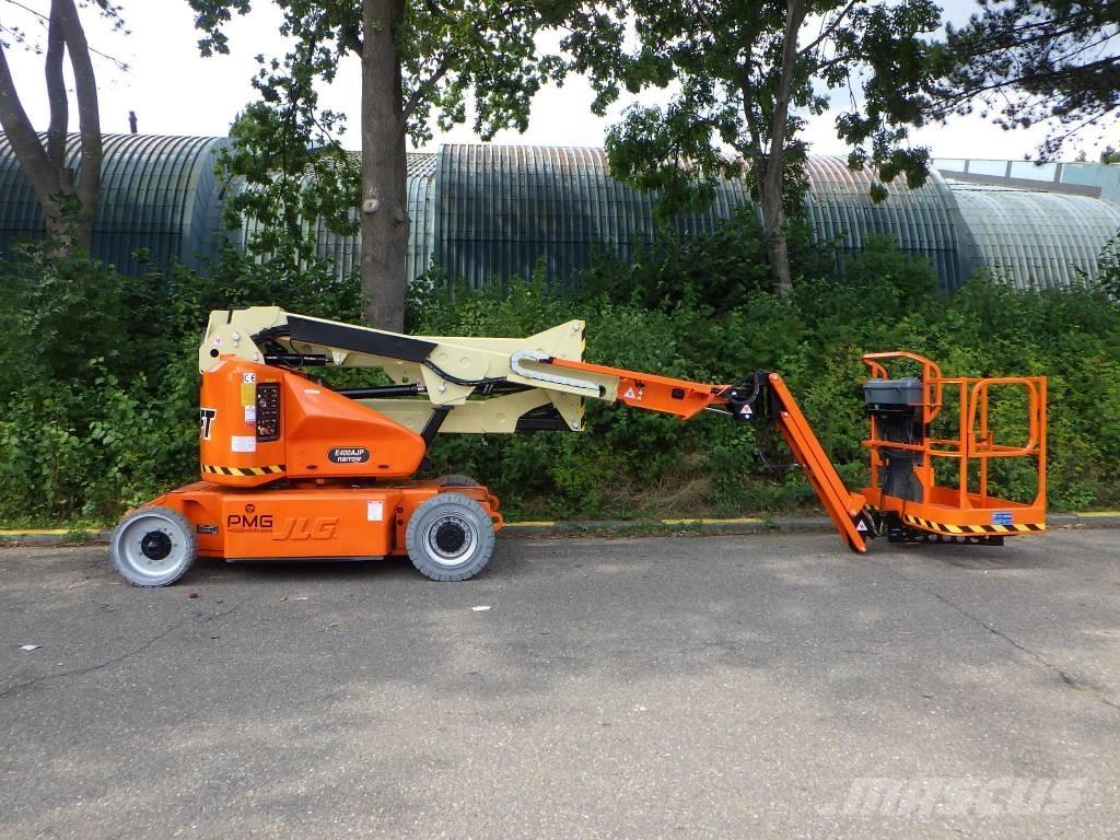 JLG E400AJPN Karos emelők