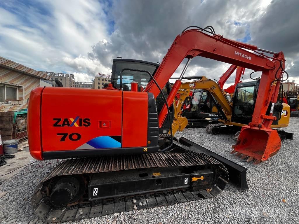 Hitachi ZX 70 Közepes (midi) kotrók 7 t - 12 t