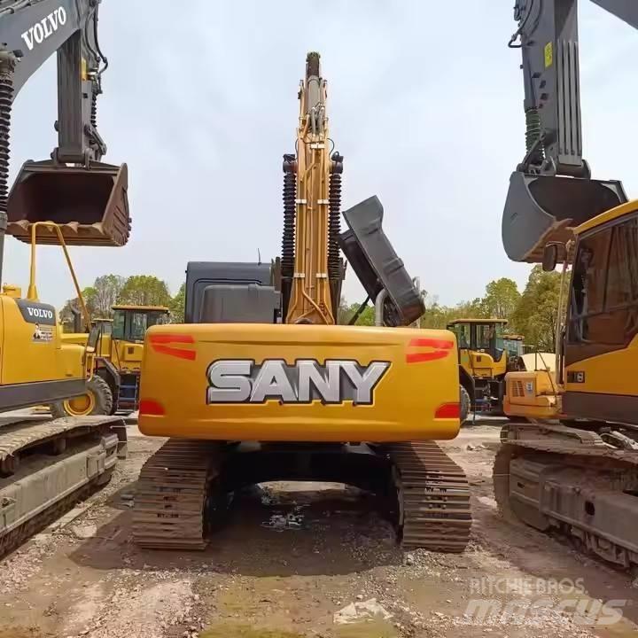 Sany SY215Cpro Lánctalpas kotrók
