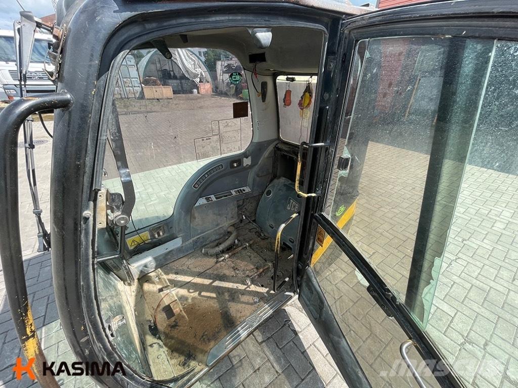 JCB JS130 Cabin Vezetőfülke és belső tartozékok