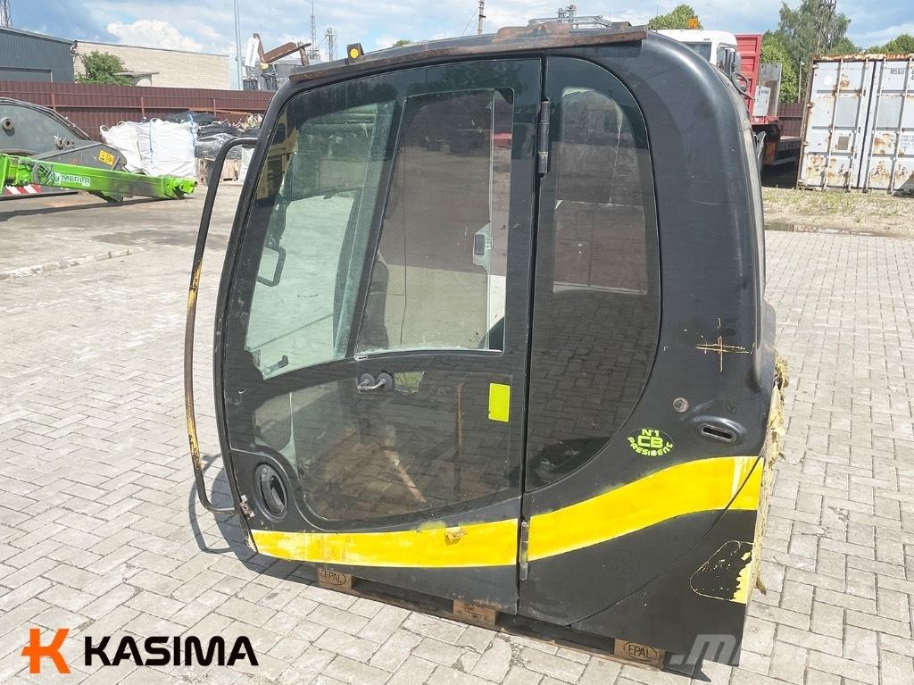 JCB JS130 Cabin Vezetőfülke és belső tartozékok