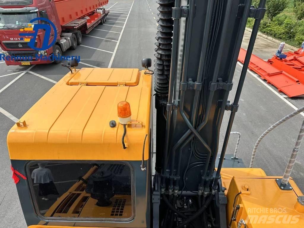 Hyundai 210W-9 Gumikerekes kotrók