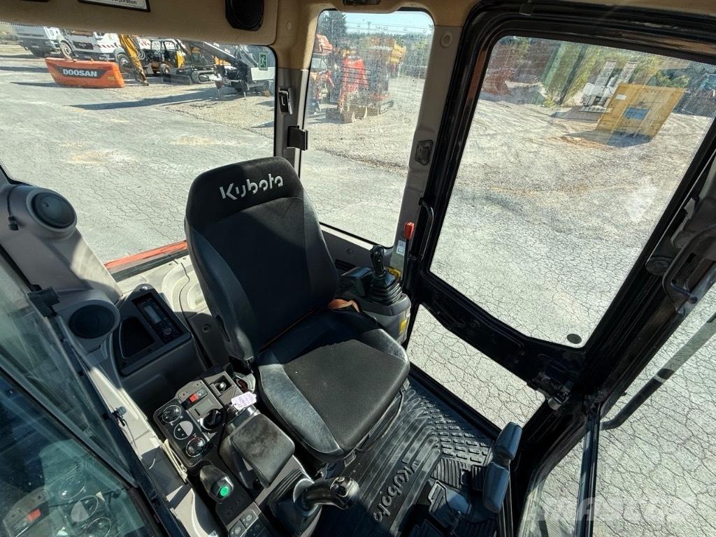 Kubota KX 060-5 Mini kotrók < 7t