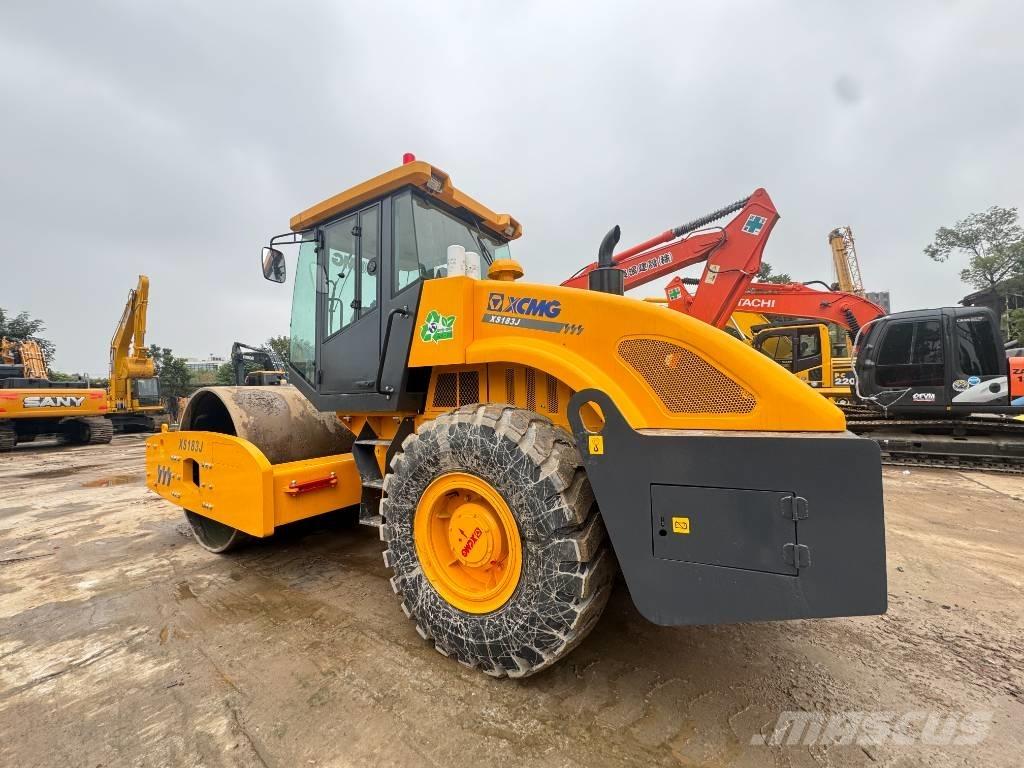 XCMG XS 183 J Egydobos hengerek