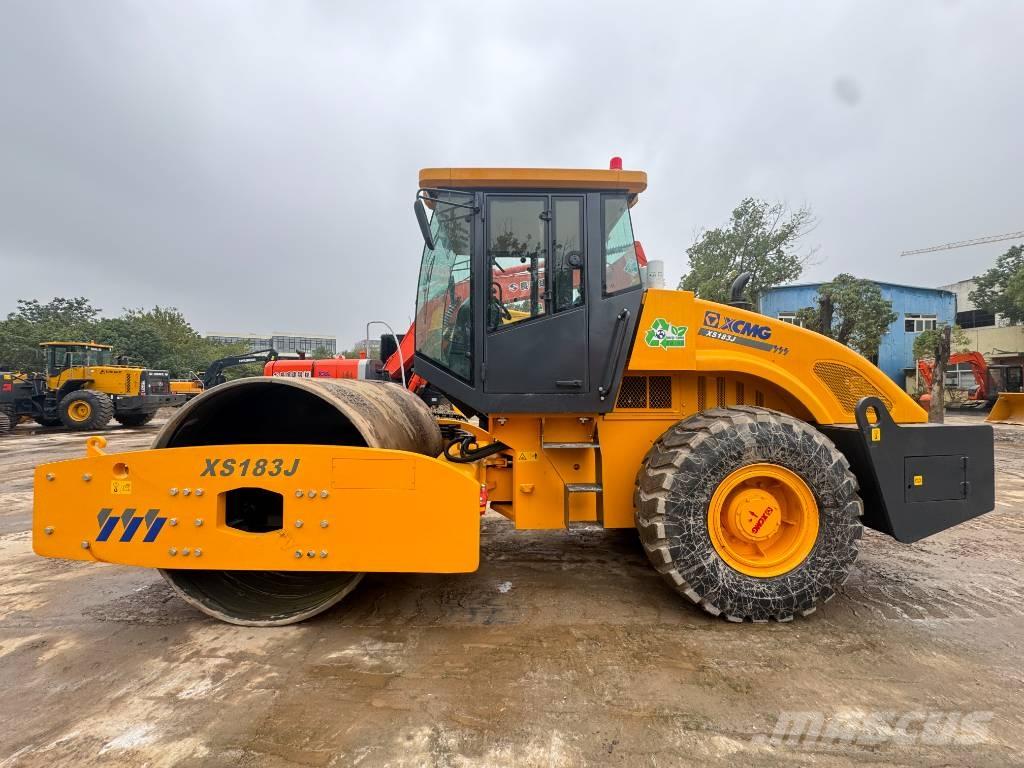 XCMG XS 183 J Egydobos hengerek