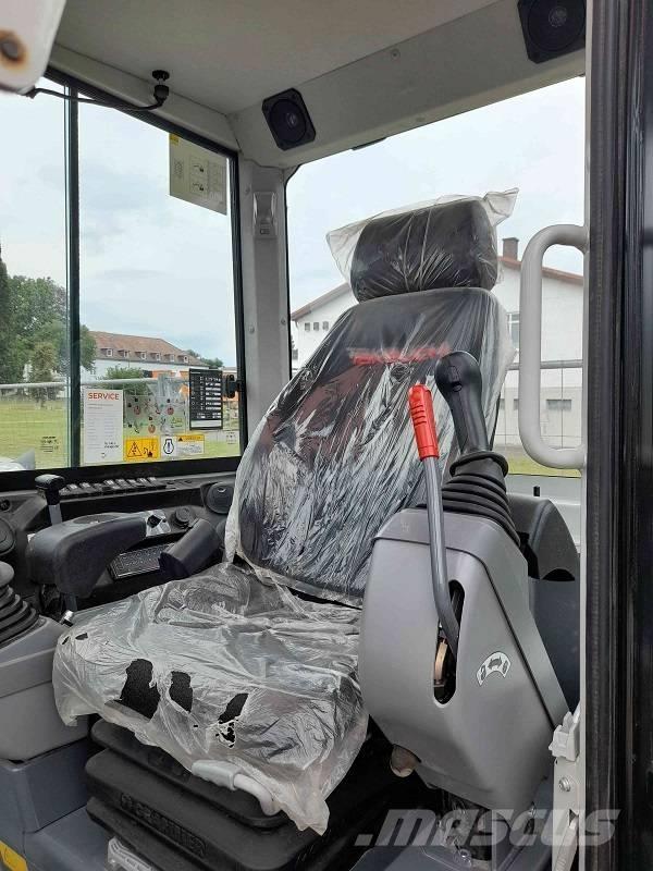 Takeuchi TB 250-2 Mini kotrók < 7t