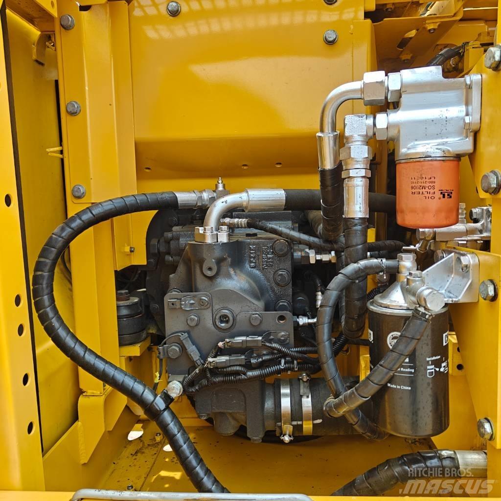 Komatsu 130-7 Lánctalpas kotrók
