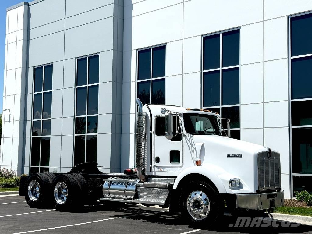 Kenworth T800 Nyergesvontatók