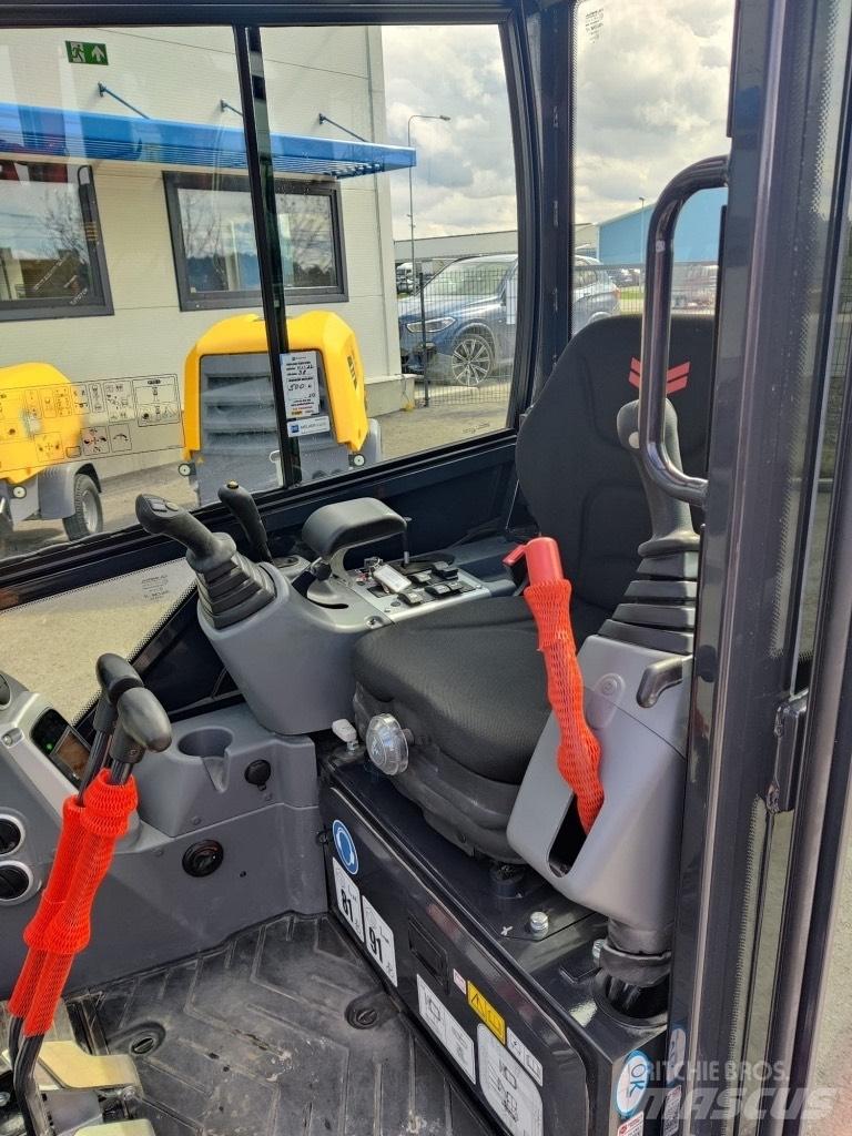 Yanmar SV17-VT Mini kotrók < 7t