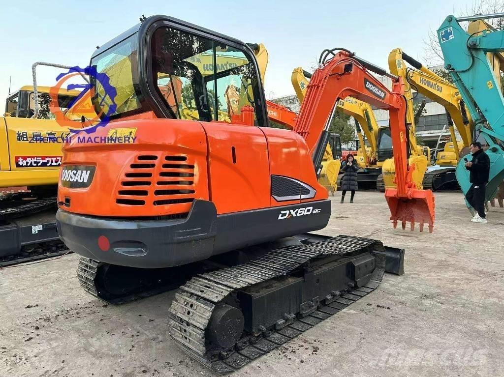 Doosan DX 60 Mini kotrók < 7t