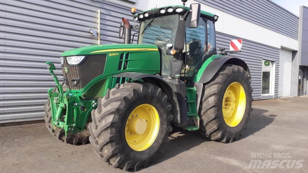 John Deere 6250 R Traktorok