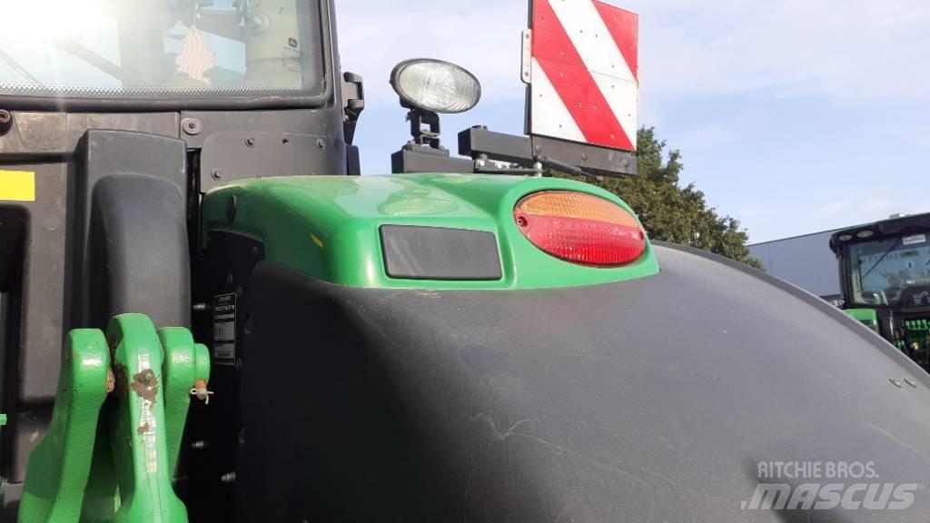 John Deere 6250 R Traktorok